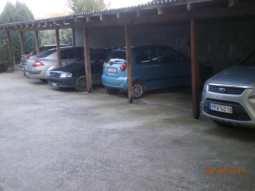Ioannis Avrades Apartments Agiokampos Extérieur photo