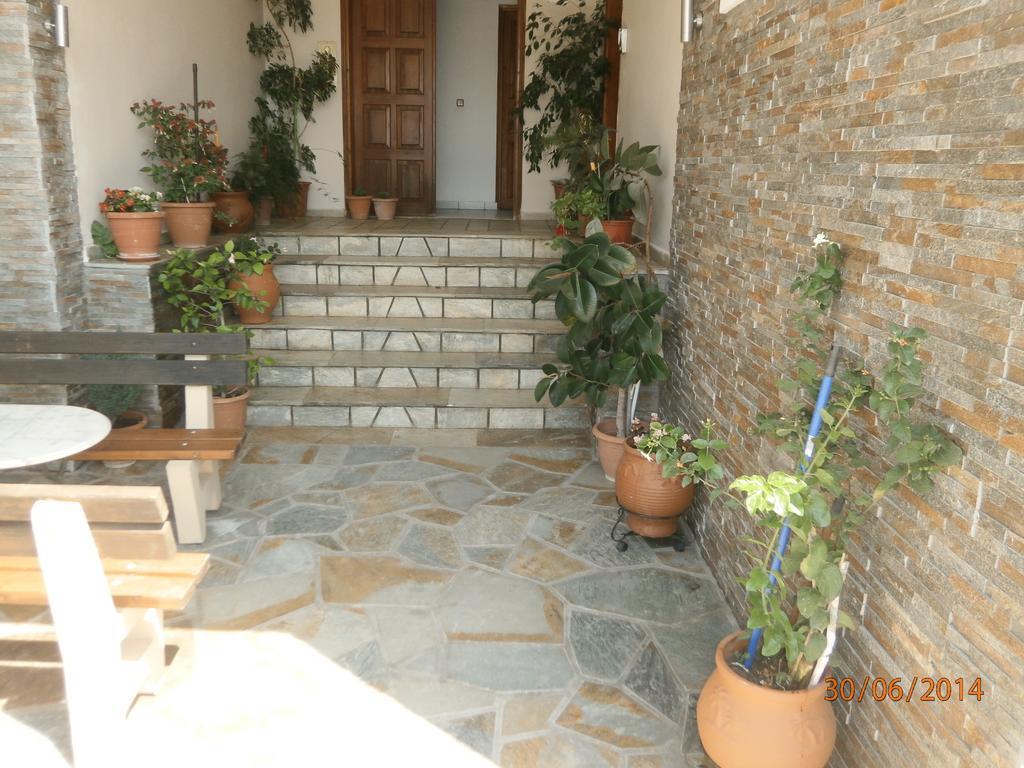 Ioannis Avrades Apartments Agiokampos Extérieur photo
