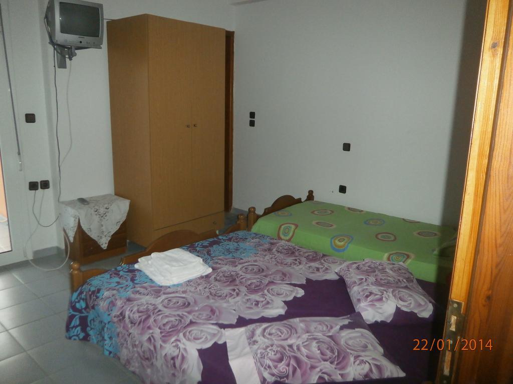 Ioannis Avrades Apartments Agiokampos Chambre photo