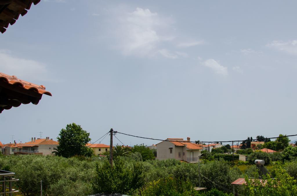 Ioannis Avrades Apartments Agiokampos Extérieur photo