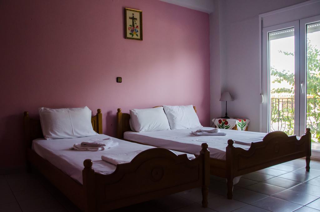 Ioannis Avrades Apartments Agiokampos Extérieur photo