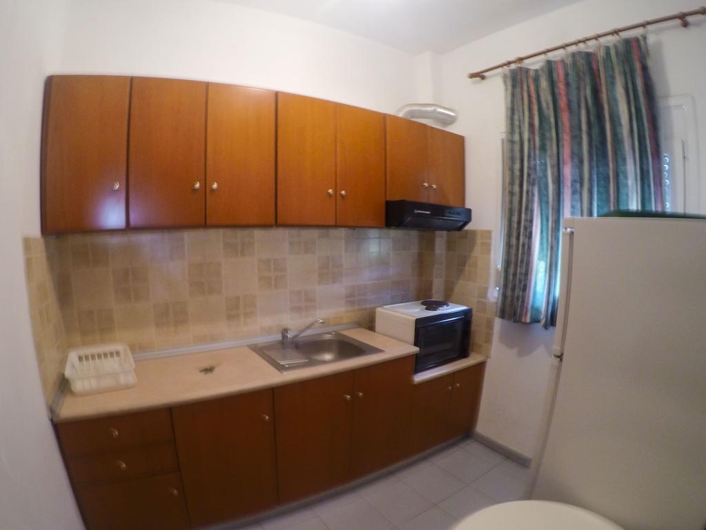 Ioannis Avrades Apartments Agiokampos Extérieur photo